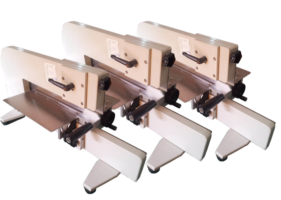 Łatwy w obsłudze PCB Separator Machine Motoryzowane cięcie FR4 ręczne pchnąć 330mm