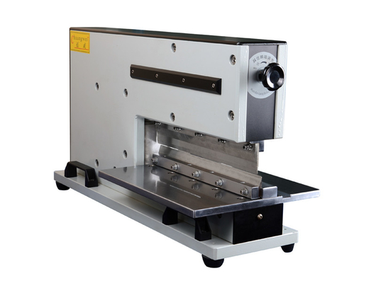 Maszyna do cięcia PCB V z kompaktowym rozmiarem 620*230*400 mm dla rozwiązania oszczędzającego przestrzeń