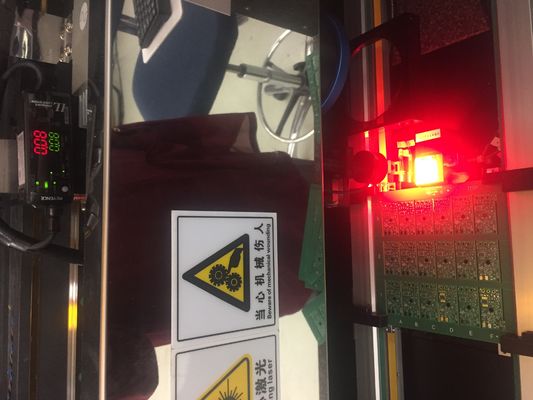 Stacjonarna stacjonarna laserowa maszyna depanelująca SMT 18W 355nm bez stresu