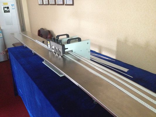 Maszyna do separacji PCB z punktacją wstępną, platforma ze stali nierdzewnej 2,4 m