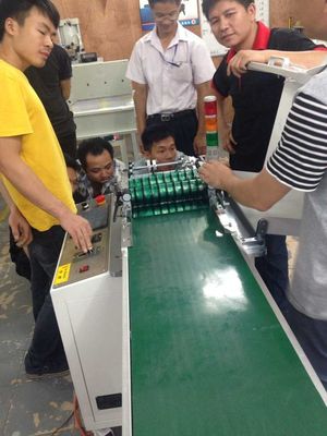 Wieloostrzowy separator PCB do tuby LED o wysokiej wydajności, maszyna do depanelowania PCB