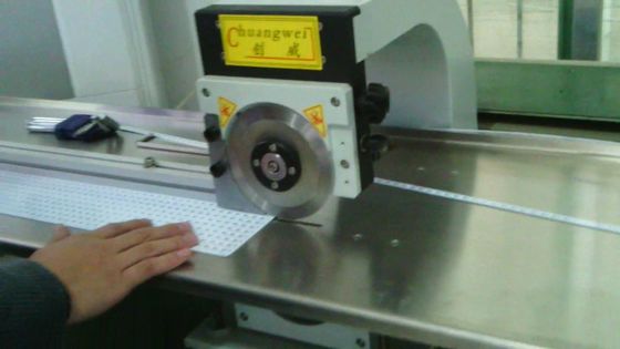 Okno 7 Automatyczna regulacja L430mm PCB Depanelizer Smt Router