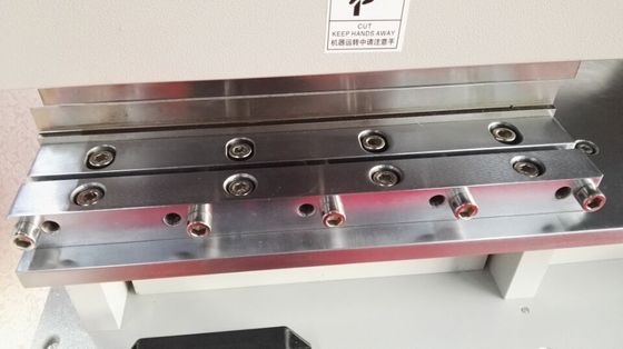 Maszyna do cięcia PCB V 2,0 mm FR4 Board z dwoma ostrymi ostrzami liniowymi