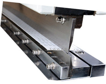 Pneumatyczny depanelizator PCB z solidną żelazną ramą i 2 ostrymi ostrzami liniowymi